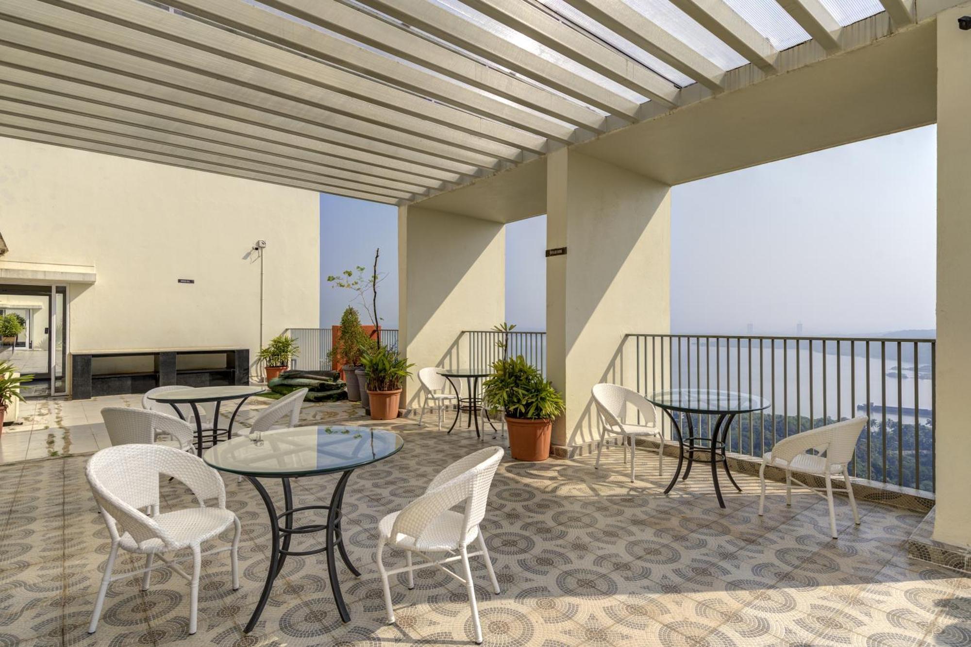 Apartmán Luxe 2Bhk 10Min From Goi Airport With Pool Access Dabolim Exteriér fotografie